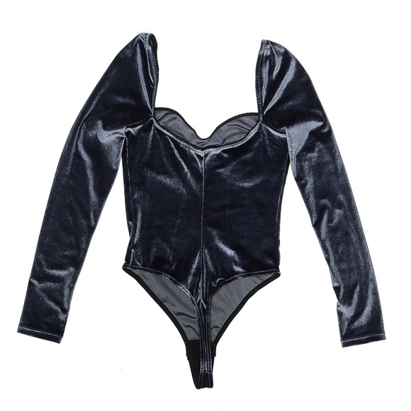 Thistle and Spire Reeve Velvet Bodysuit - Picture 4 of 6